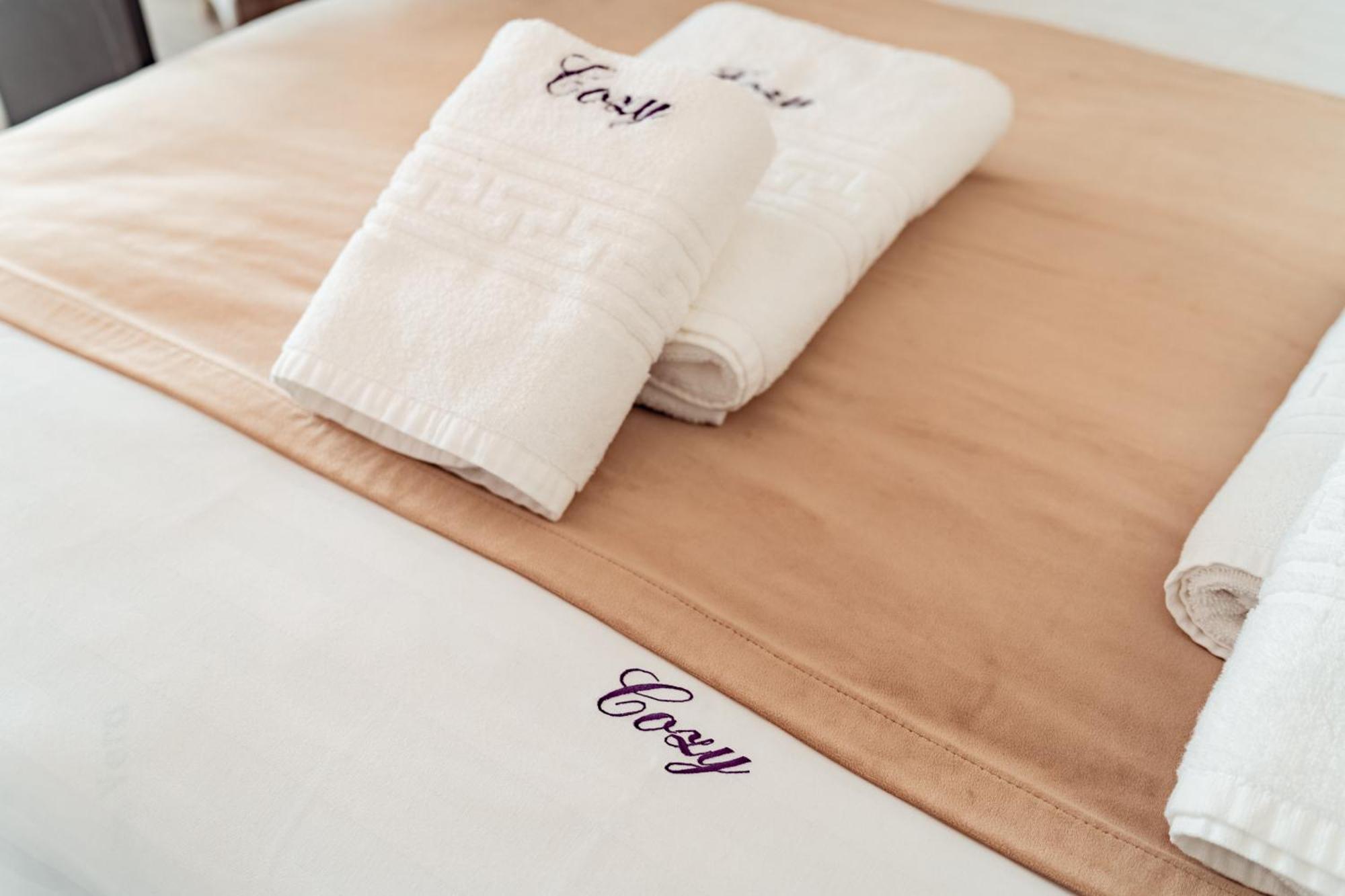 Cozy Apartments At Q Residence - Palas Mall Ясси Екстер'єр фото